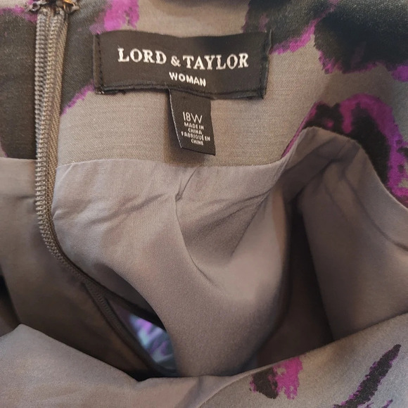 Lord & Taylor Purple, Black and Gray Floral Pencil Skirt in Size 18W - Picture 8 of 9